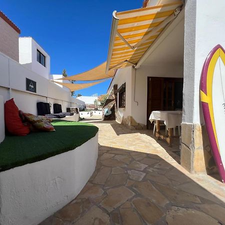 Auberge de jeunesse Pura Vida Surf Camp & School à La Oliva Extérieur photo