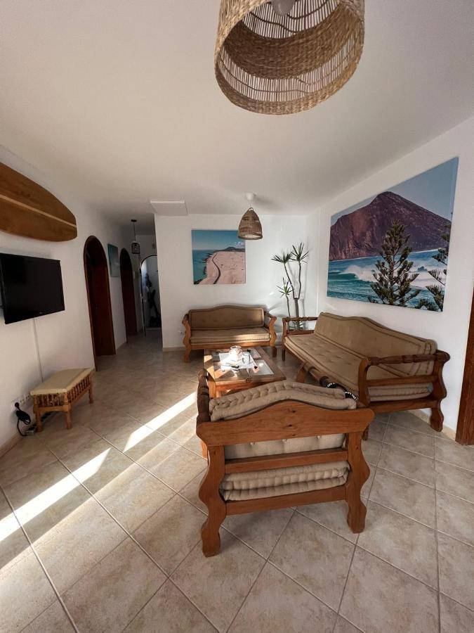Auberge de jeunesse Pura Vida Surf Camp & School à La Oliva Extérieur photo